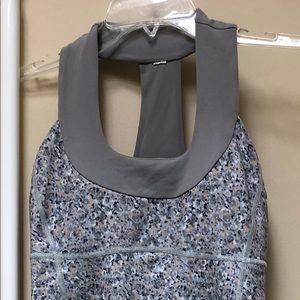 ❌Lululemon 4 Tank
